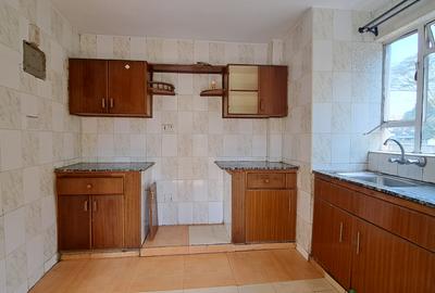 2 Bed Apartment with En Suite at School Line