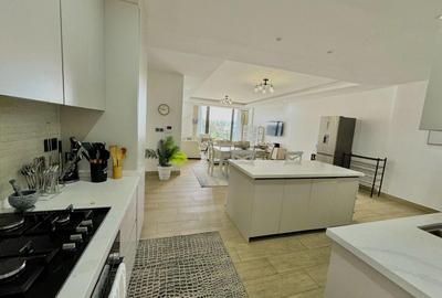 Serviced 3 Bed Apartment with En Suite at Riverside Drive - 4