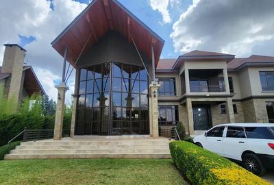 5 Bed Villa with En Suite in Runda - 2