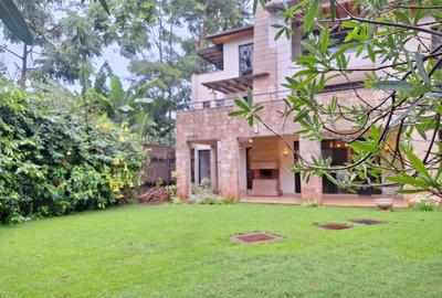 5 Bed Townhouse with En Suite in Lavington