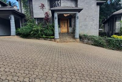 4 Bed Townhouse with En Suite at Peponi Road
