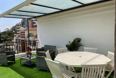 3 Bed House with En Suite in Riverside - 2