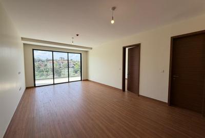 2 Bed Apartment with En Suite at Riverside Drive - 3