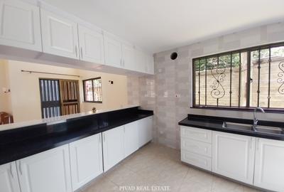 5 Bed Townhouse with Staff Quarters in Lavington
