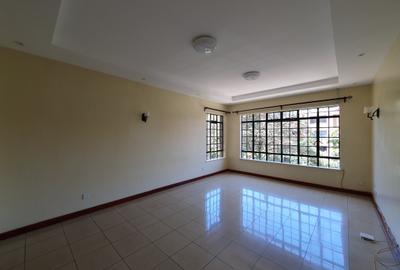 4 Bed Apartment with En Suite in General Mathenge