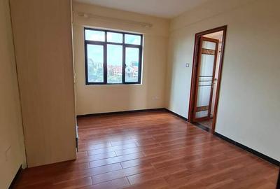 2 Bed Apartment with En Suite in Lavington