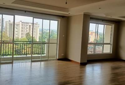 3 Bed Apartment with En Suite at Riverside