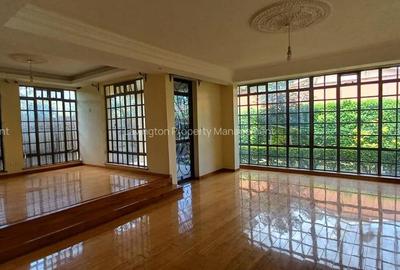 5 Bed Townhouse with En Suite at Lavington Green - 3