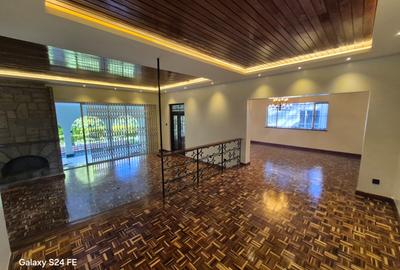 4 Bed House with En Suite in Muthaiga - 4