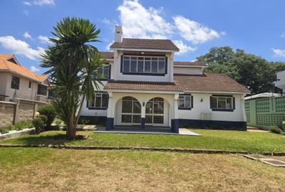 4 Bed House with En Suite in Runda - 2