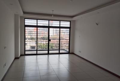 3 Bed Apartment with En Suite in General Mathenge