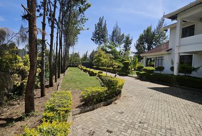 7 Bed House with En Suite at Karen Plains