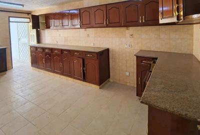 4 Bed Townhouse with En Suite at Kileleshwa - 3