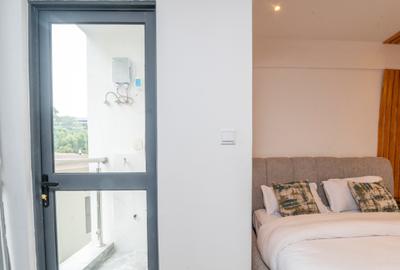 Furnished 1 Bed Apartment with En Suite in Riverside - 2