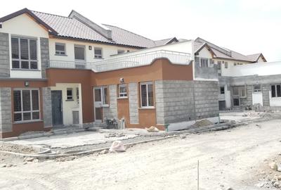 4 Bed Townhouse with En Suite at Enkasiti - 4