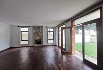 5 Bed Townhouse with En Suite at Lavington Green - 3