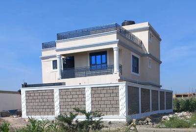 5 Bed House with En Suite at 4 Kilometres Off Ruiru Eastern Bypass At Kamakis Corner - 4