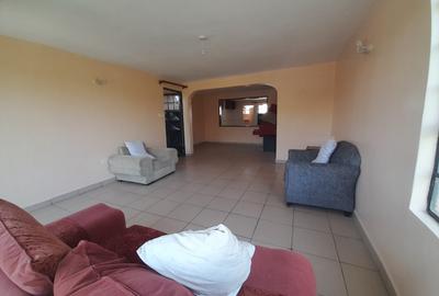 3 Bed Apartment with En Suite at Olekasasi