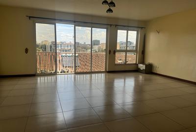 3 Bed Apartment with En Suite in Rhapta Road