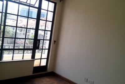 3 Bed Apartment with En Suite at Riverside Drive