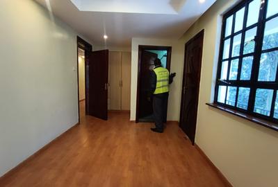 3 Bed House with En Suite in Karen - 2