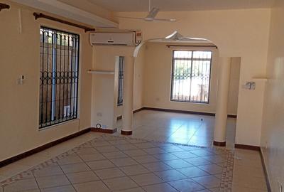 4 Bed House with En Suite at Nyali