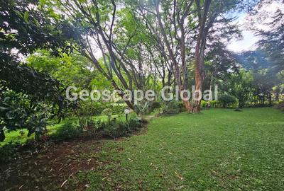 4 Bed House with En Suite in Rosslyn