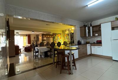3 Bed Apartment with En Suite in Kileleshwa