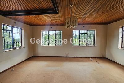 4 Bed House with En Suite in Runda - 3