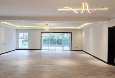 3 Bed Apartment with En Suite at Riverside