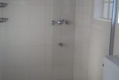 5 Bed Villa with En Suite in Runda - 4