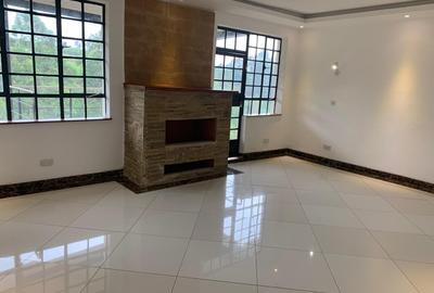 5 Bed House with En Suite in Kitisuru - 2