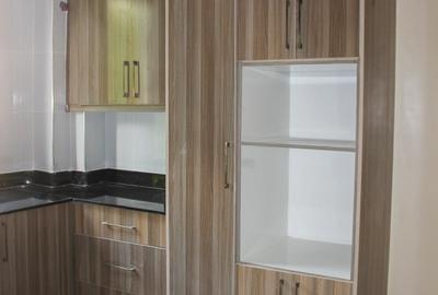 2 Bed Apartment with En Suite in Nyali Area - 4