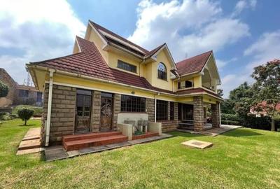 4 Bed Townhouse with En Suite in Rosslyn