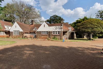 0.8 ac Commercial Property with Fibre Internet at Peponi Rd