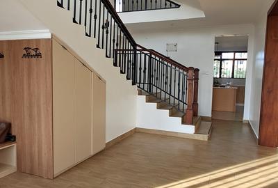 4 Bed House with En Suite at Daykio - 3