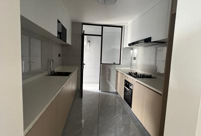 2 Bed Apartment with En Suite in Riverside - 2