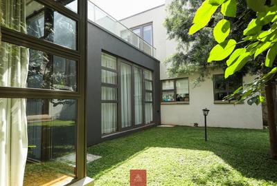 5 Bed Villa with En Suite at Miotoni - 3