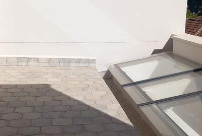 5 Bed Villa with En Suite in Westlands Area - 3