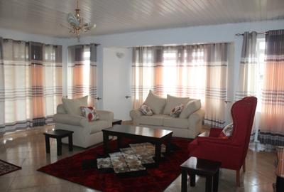 Serviced 2 Bed Apartment with En Suite in Runda