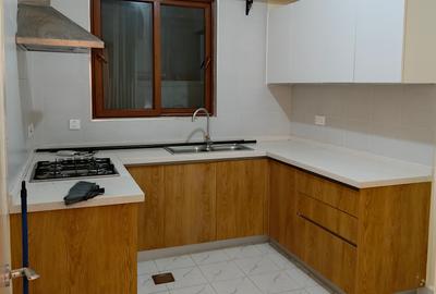 2 Bed Apartment with En Suite in Kileleshwa