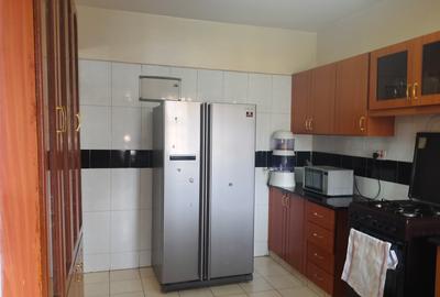 Serviced 3 Bed Apartment with En Suite at Lenana Road