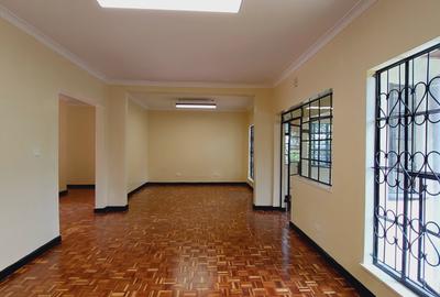 Commercial Property in Lavington