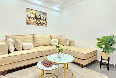 Serviced 1 Bed Apartment with En Suite in Riverside