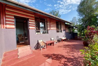 2 Bed House with En Suite in Ridgeways