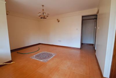 2 Bed Apartment with En Suite at School Line