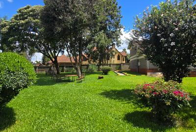 6 Bed House with En Suite at Loresho Road - 4