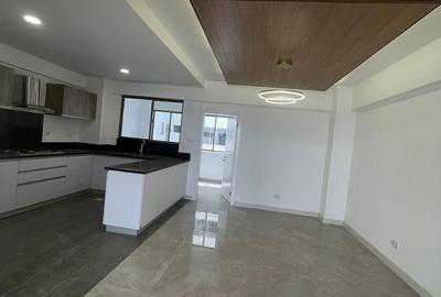 3 Bed Apartment with En Suite at Vihiga Road - 4