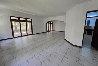 4 Bed Townhouse with En Suite in Nyali Area