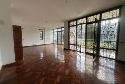 5 Bed Townhouse with En Suite at Lavington
